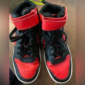 Basketball shoes Youth size 6.5